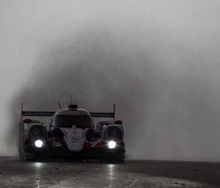 wec-austin-2014-7-toyota-racing-toyota-ts-040-hybrid-alexander-wurz-st-phane-sarrazin-mike