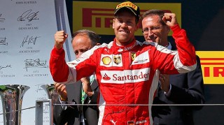 sebastian-vettel-feiert-seinen-ersten-sieg-auf-dem-hungaroring-