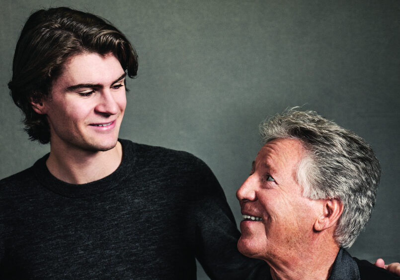 04_rr_feat_wtny-looking-at-each-other