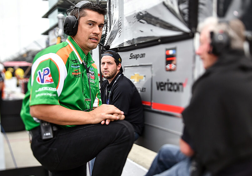 09-04-Juncos-On-Pitlane-IMS