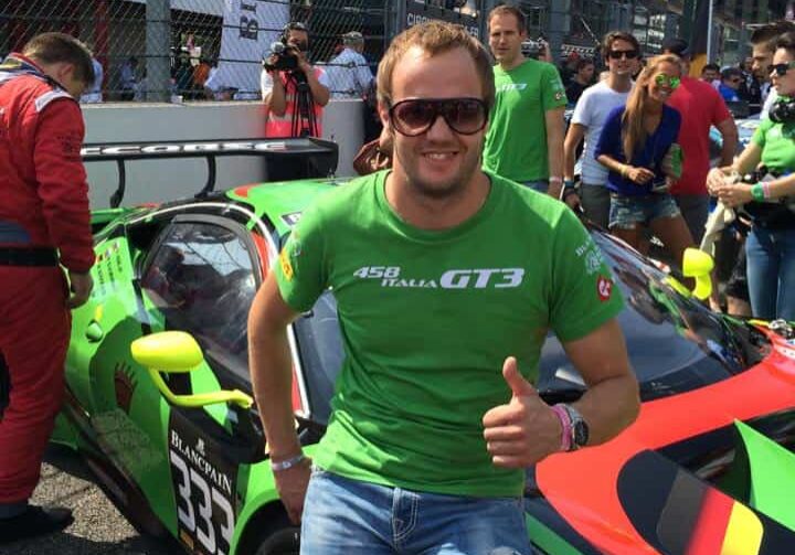 10151881_692275257512722_6426941456179950565_n