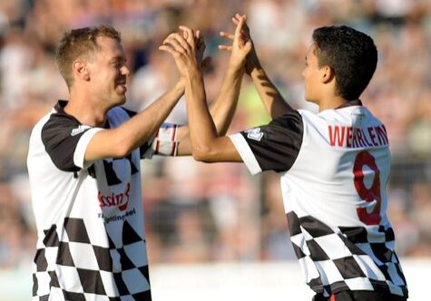 1145885217-kick-kinder-sebastian-vettel-hanau-iGYadv46G09