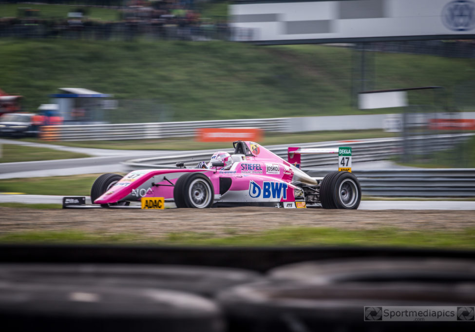 SPORT, MOTORSPORT, ADAC GT MASTERS ,  IM BILD:  FOTO: SPORTMEDIAPICS.COM / MANFRED BINDER