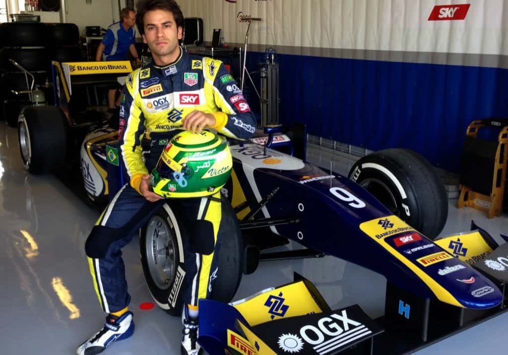 207241_359457_2013_gp2_abudhabi_homenagem_tito_2