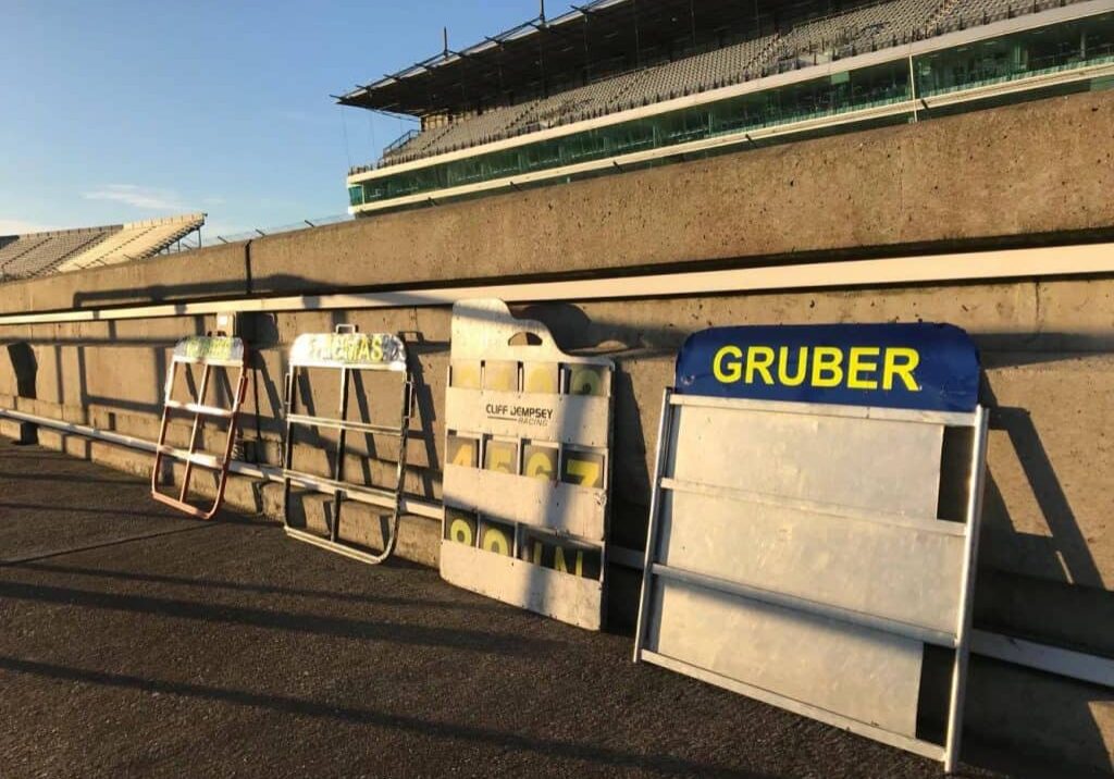 24085202_1679365265417507_1956421871_o