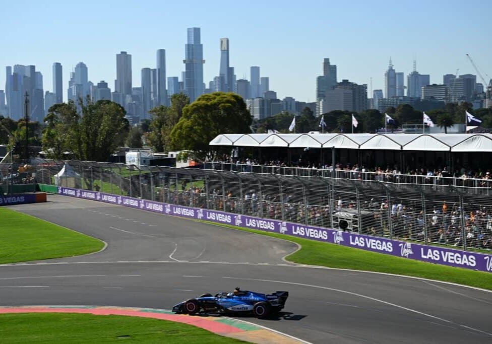 MELBOURNE, AUSTRALIA - MARCH 06: Alexander Albon of Thailand driving the (23) Williams FW48 Mercedes on track during practice ahead of the F1 Grand Prix of Australia at Albert Park Grand Prix Circuit on March 06, 2026 in Melbourne, Australia. (Photo by Sam Bagnall/Sutton Images)