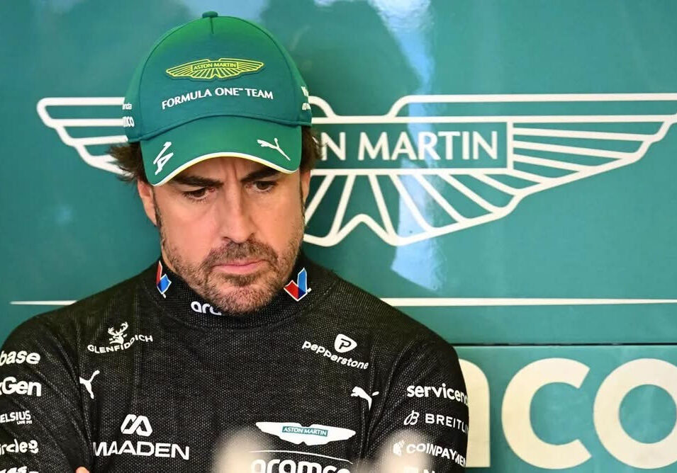 Alonso Silverstone 26