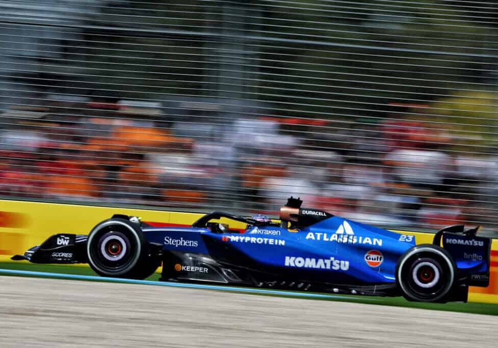 Motor Racing - Formula One World Championship - Australian Grand Prix - Qualifying Day - Melbourne, Australia