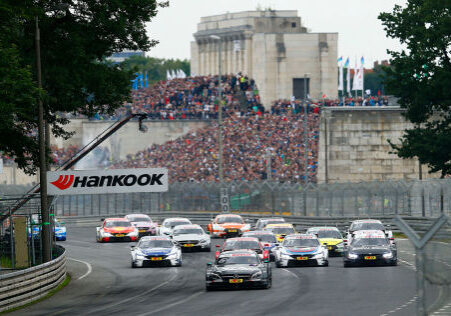 Start, #6 Robert Wickens, Mercedes-AMG C 63 DTM, #48 Edoardo Mortara, Mercedes-AMG C 63 DTM, #31 Tom Blomqvist, BMW M4 DTM, #7 Bruno Spengler, BMW M4 DTM