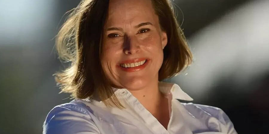 Ellen Jones