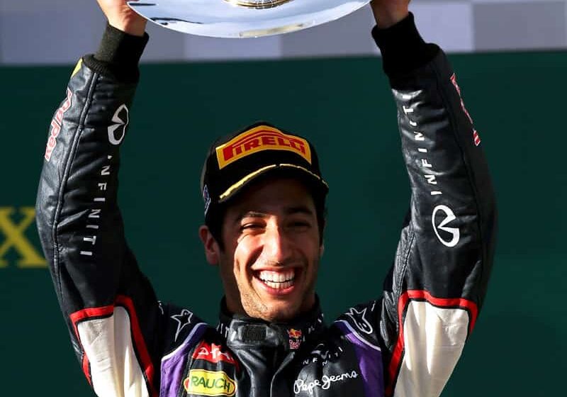 GEPA-16031499033 - FORMULA 1 - Grand Prix of Australia, award ceremony. Image shows the rejoicing of Daniel Ricciardo (AUS/ Red Bull Racing). Photo: Getty Images/ Mark Thompson - For editorial use only. Image is free of charge