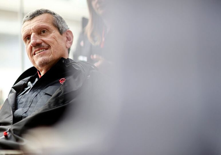 AUTóDROMO JOSé CARLOS PACE, BRAZIL - NOVEMBER 02: Guenther Steiner, Team Principal, Haas F1 Team during the Brazilian GP at Autódromo José Carlos Pace on Thursday November 02, 2023 in Sao Paulo, Brazil. (Photo by Andy Hone / LAT Images)