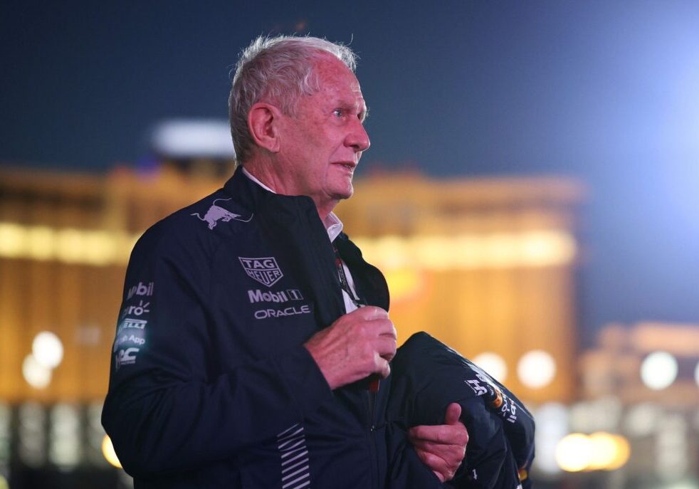 LAS VEGAS, NEVADA - NOVEMBER 16: Red Bull Racing Team Consultant Dr Helmut Marko walks in the Paddock during practice ahead of the F1 Grand Prix of Las Vegas at Las Vegas Strip Circuit on November 16, 2023 in Las Vegas, Nevada. (Photo by Jared C. Tilton/Getty Images) // Getty Images / Red Bull Content Pool // SI202311170015 // Usage for editorial use only //