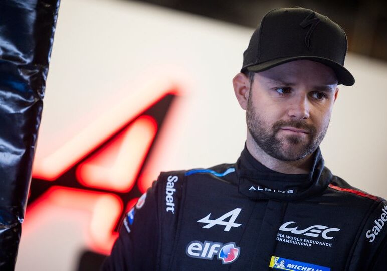 GOUNON Jules (fra), reserve driver of Alpine Endurance Team, Alpine A424, portrait during the Alpine private test session on the Circuit de Barcelona-Catalunya from February 1 to 4, 2024 in Montmelo, Spain - Photo Julien Delfosse / DPPI
