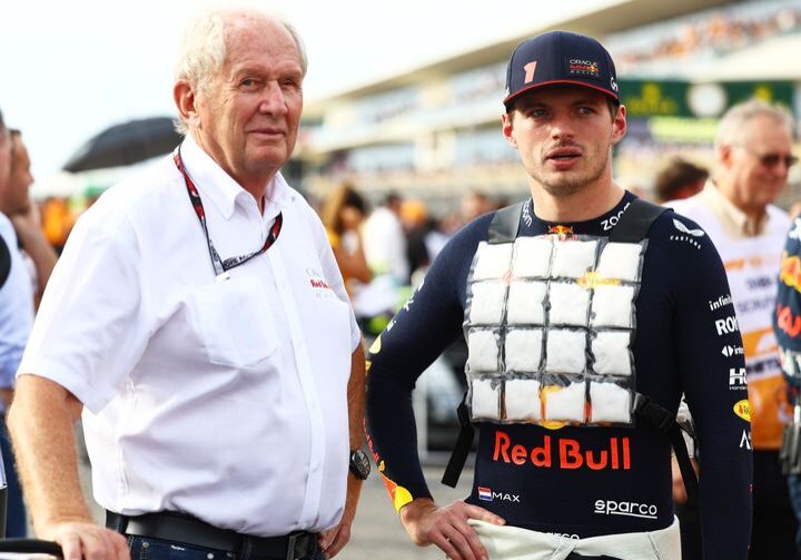 AUSTIN, TEXAS - OCTOBER 21: Red Bull Racing Team Consultant Dr Helmut Marko and Max Verstappen of the Netherlands and Oracle Red Bull Racing talk on the grid during the Sprint ahead of the F1 Grand Prix of United States at Circuit of The Americas on October 21, 2023 in Austin, Texas. (Photo by Mark Thompson/Getty Images) // Getty Images / Red Bull Content Pool // SI202310220183 // Usage for editorial use only //