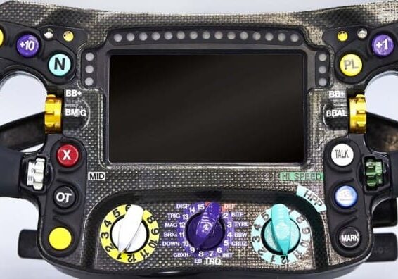 Mercedes Lenkrad_Foto MercedesAMG