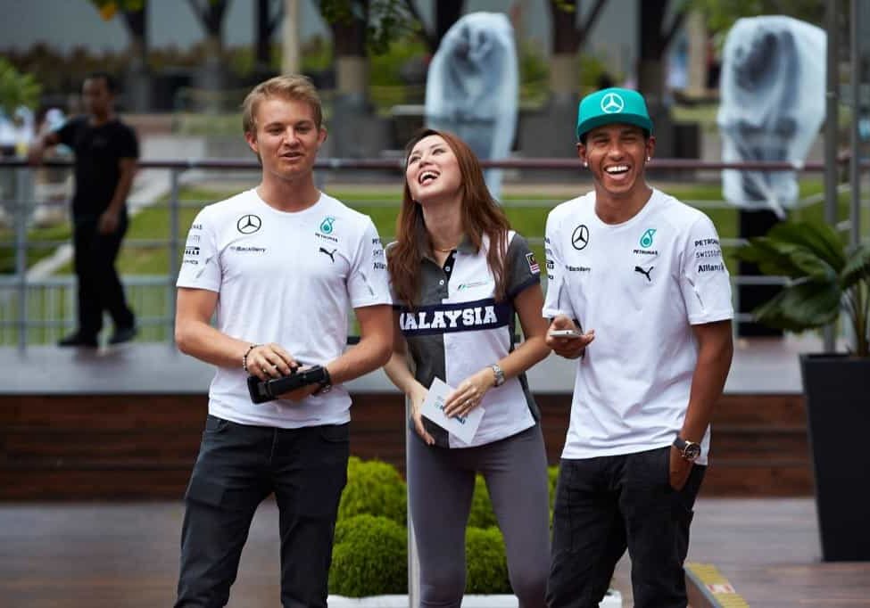 Nico Rosberg-Lewis Hamilton_Mercedes AMG Petronas_Foto Mercedes AMG