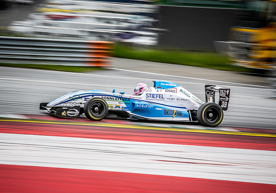 SPORT, MOTORSPORT RUNDSTRECKENTROPHY , SPIELBERG ,  IM BILD: NCO GRUBER nach seinem DOPPELSIEG in Spielberg in der Klasse FIA CEZ D2 FORMULA Formel Renault  FOTO: SPORTMEDIAPICS.COM / MANFRED BINDER