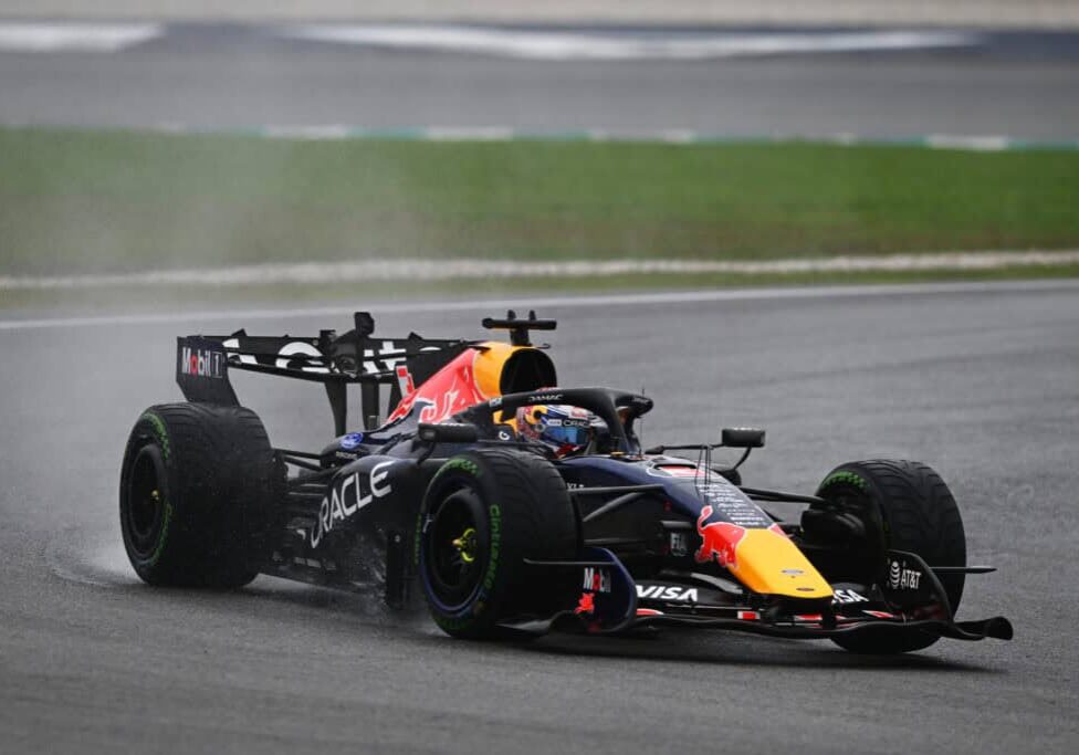 KUALA LUMPUR, MALAYSIA - OCTOBER 04: Max Verstappen of the Netherlands driving the (3) Oracle Red Bull Racing RB22 Red Bull Ford Powertrains on track during the F1 Grand Prix of Bahrain in Malaysia at Sepang Circuit on October 04, 2026 in Kuala Lumpur, Malaysia. (Photo by Rudy Carezzevoli/Getty Images) // Getty Images / Red Bull Content Pool // SI202610040271 // Usage for editorial use only //