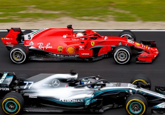 Vettel-Bottas-Ferrari-Mercedes-F1-Test-Barcelona-Tag-2-27-Februar-2018-articleDetail-f9a4e53e-1149303