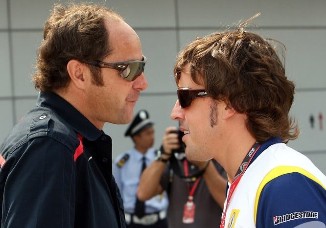 GEPA-191008108 - SHANGHAI,CHINA,19.OCT.08 - FORMULA 1, MOTORSPORT - Formula One Grand Prix of China, Sunday. Image shows co-owner Gerhard Berger (Scuderia Toro Rosso) and Fernando Alonso (ESP/ Renault). Photo: GEPA pictures/ Franz Pammer