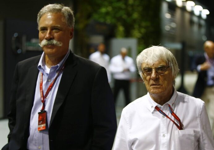 Marina Bay Circuit, Marina Bay, Singapore. Friday 16 September 2016. Bernie Ecclestone, CEO and President, FOM with Chase Carey of Liberty Media. World _ONZ8382 PUBLICATIONxINxGERxSUIxAUTxHUNxONLY

Marina Bay Circuit Marina Bay Singapore Friday 16 September 2016 Bernie Ecclestone CEO and President FOM with Chase Carey of Liberty Media World  PUBLICATIONxINxGERxSUIxAUTxHUNxONLY