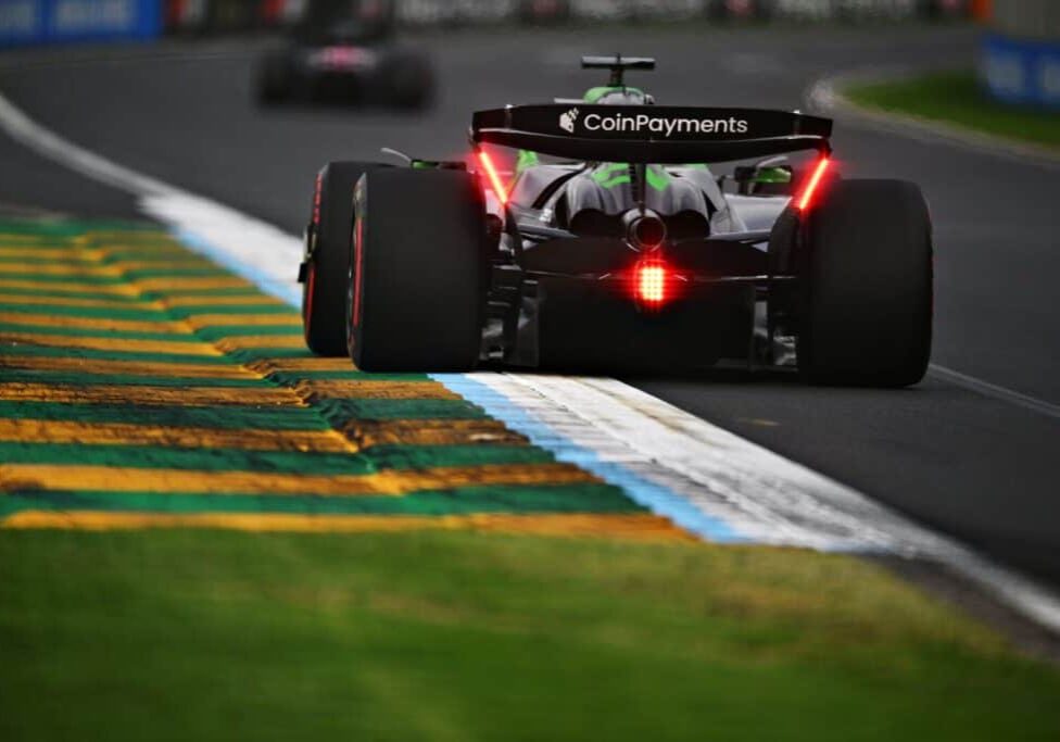 large-2025 Australian Grand Prix - Saturday
