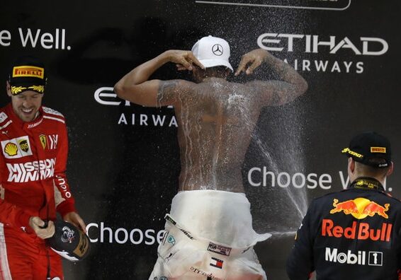 lewis-hamilton-276~_v-gseapremiumxl